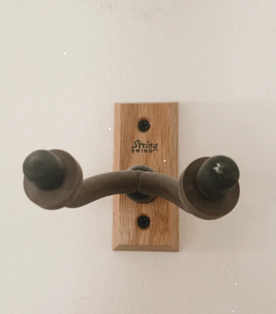 guitar hanger