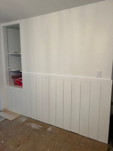 vertical shiplap kitchen wall Pure White DIY installation