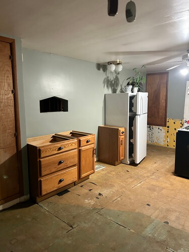kitchen tile wall before and after 6x6 ceramic tile backsplash area DIY